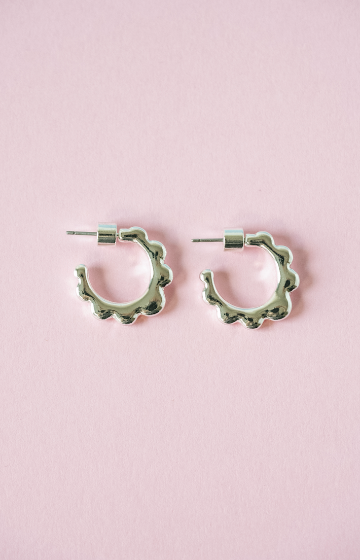 Scalloped Mini Hoop - Silver