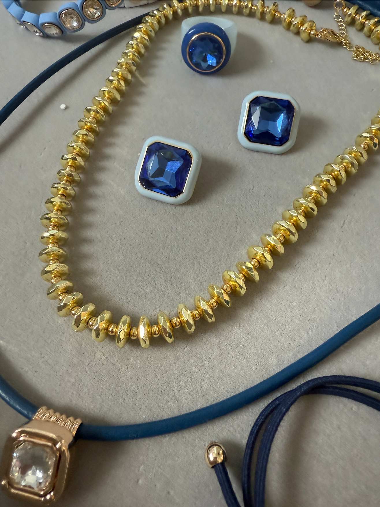 Acacia Necklace - Bright Gold